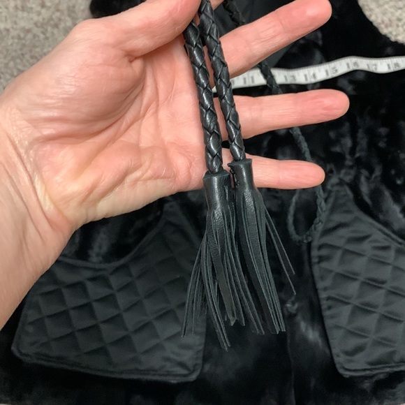 Carolina Herrera fur vest - Picture 6 of 13